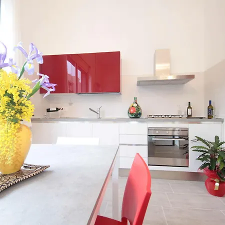 Casa Granata 게스트하우스 4*